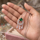 Royal Emerald Chandelier Pendant Necklace (Silver)