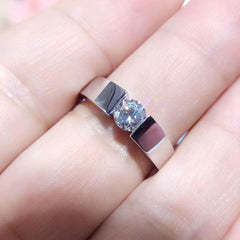 American Zirconion Alloy Ring (Silver Plated)